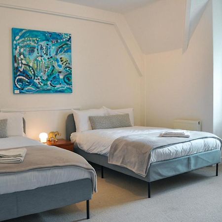 דירות Spacious 3Br Victorian Cheltenham Loft Flat In Cotswolds - Free Parking מראה חיצוני תמונה