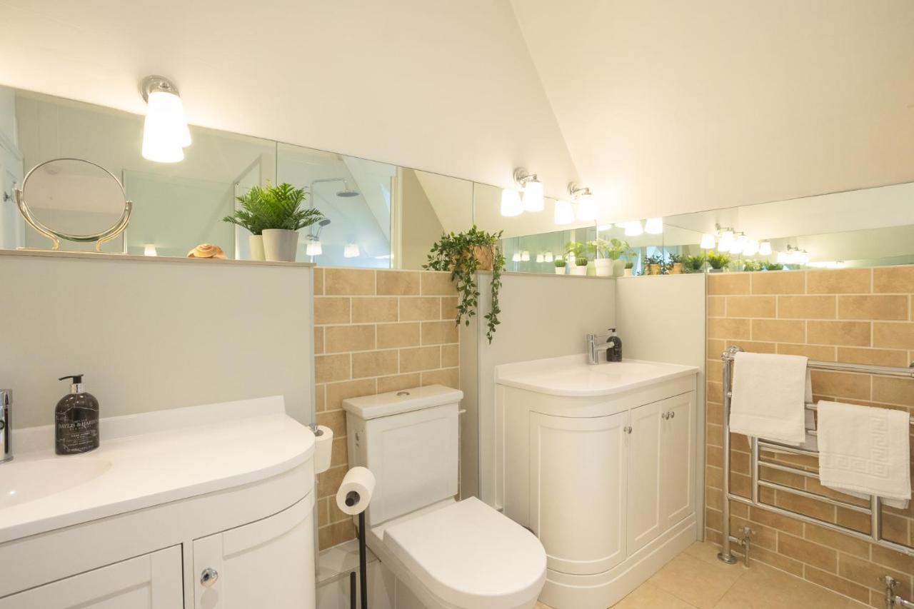 דירות Spacious 3Br Victorian Cheltenham Loft Flat In Cotswolds - Free Parking מראה חיצוני תמונה