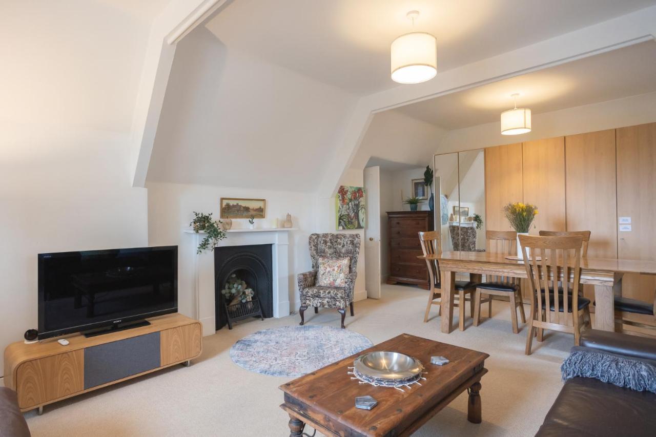 דירות Spacious 3Br Victorian Cheltenham Loft Flat In Cotswolds - Free Parking מראה חיצוני תמונה